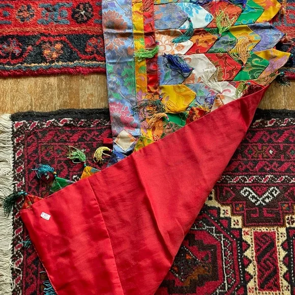 PRICE DROP! Spectacular Tibetan multi color brocade wall hanging - Picture 16 of 16